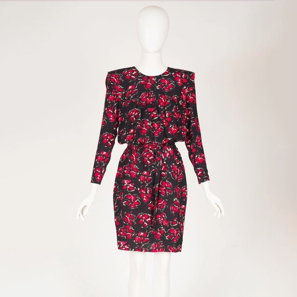 1980s Vintage French Red Floral Print Black Silk Belted Dress Sz S M - Picture 2 of 7